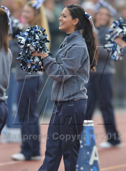 Thumbnail 2 in Wyomissing vs Imhotep Charter (PIAA Class AA Semifinal) photogallery.