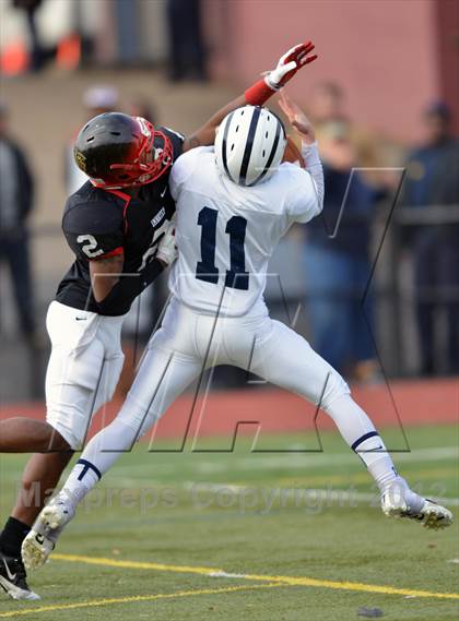 Thumbnail 2 in Wyomissing vs Imhotep Charter (PIAA Class AA Semifinal) photogallery.