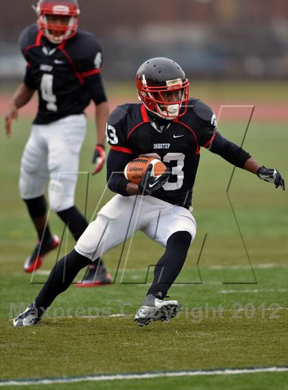 Thumbnail 1 in Wyomissing vs Imhotep Charter (PIAA Class AA Semifinal) photogallery.