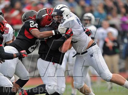 Thumbnail 2 in Wyomissing vs Imhotep Charter (PIAA Class AA Semifinal) photogallery.