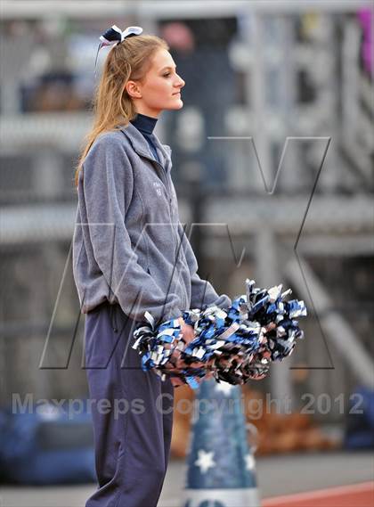 Thumbnail 1 in Wyomissing vs Imhotep Charter (PIAA Class AA Semifinal) photogallery.