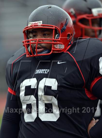 Thumbnail 2 in Wyomissing vs Imhotep Charter (PIAA Class AA Semifinal) photogallery.