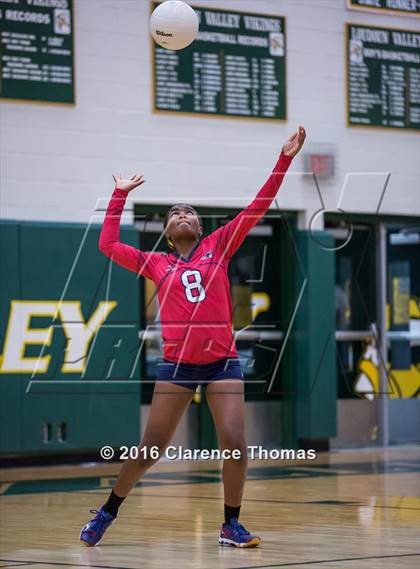 Thumbnail 1 in Park View @ Loudoun Valley photogallery.