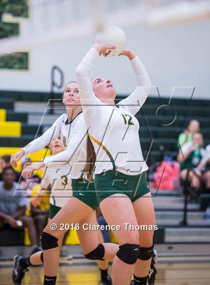 Thumbnail 3 in Park View @ Loudoun Valley photogallery.