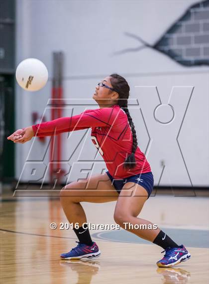 Thumbnail 2 in Park View @ Loudoun Valley photogallery.