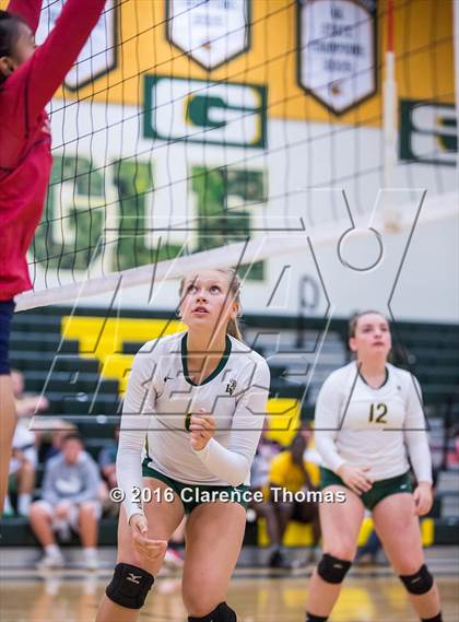 Thumbnail 1 in Park View @ Loudoun Valley photogallery.