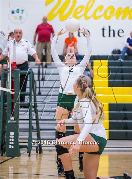 Thumbnail 1 in Park View @ Loudoun Valley photogallery.