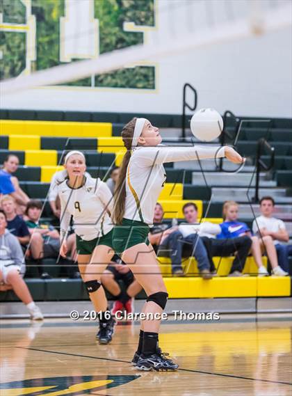 Thumbnail 1 in Park View @ Loudoun Valley photogallery.
