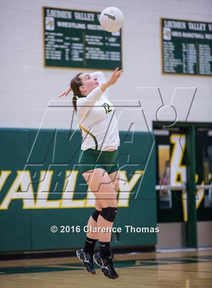 Thumbnail 2 in Park View @ Loudoun Valley photogallery.