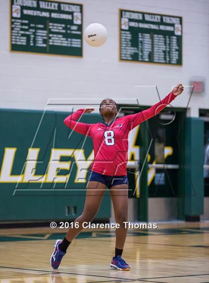 Thumbnail 3 in Park View @ Loudoun Valley photogallery.