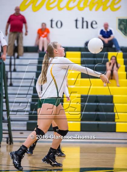 Thumbnail 2 in Park View @ Loudoun Valley photogallery.