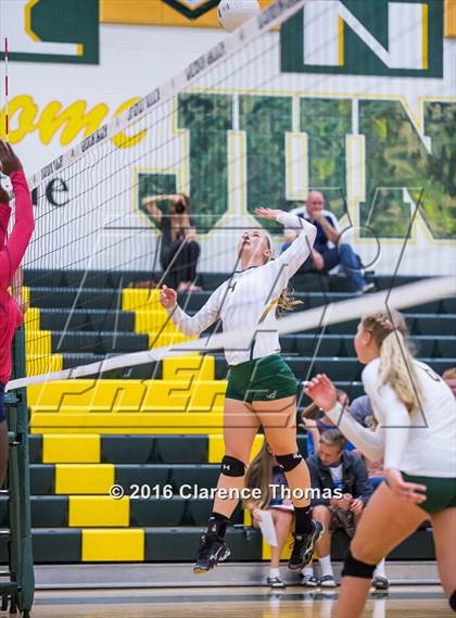 Thumbnail 2 in Park View @ Loudoun Valley photogallery.