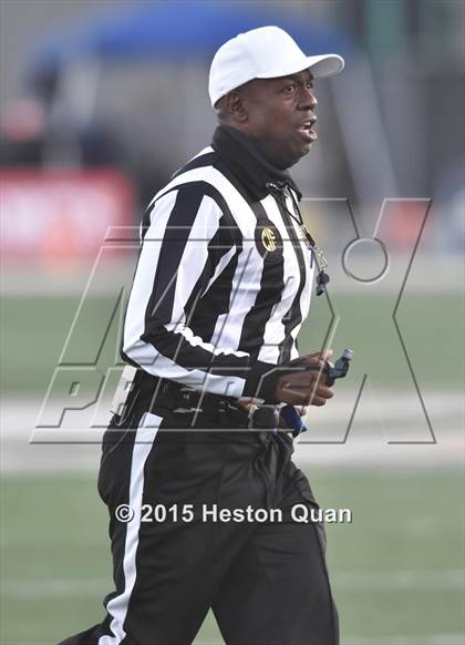 Thumbnail 1 in Central Catholic vs. San Marino (CIF State Small Schools Open Division Final) photogallery.
