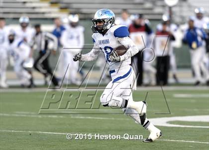 Thumbnail 3 in Central Catholic vs. San Marino (CIF State Small Schools Open Division Final) photogallery.