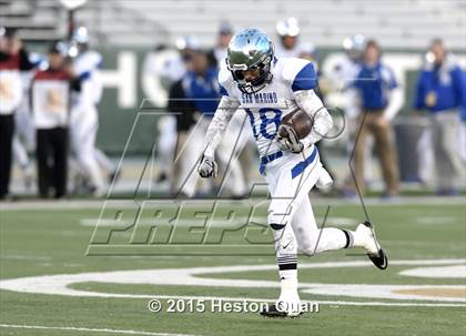 Thumbnail 1 in Central Catholic vs. San Marino (CIF State Small Schools Open Division Final) photogallery.