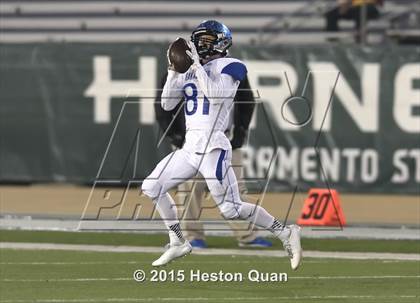 Thumbnail 3 in Central Catholic vs. San Marino (CIF State Small Schools Open Division Final) photogallery.