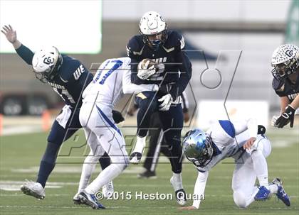 Thumbnail 3 in Central Catholic vs. San Marino (CIF State Small Schools Open Division Final) photogallery.