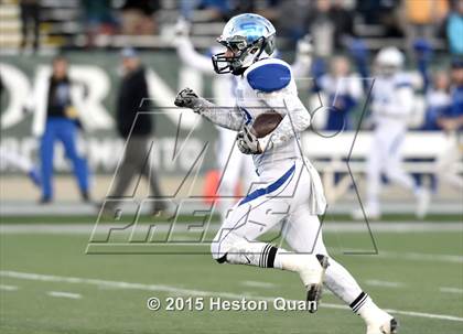 Thumbnail 1 in Central Catholic vs. San Marino (CIF State Small Schools Open Division Final) photogallery.
