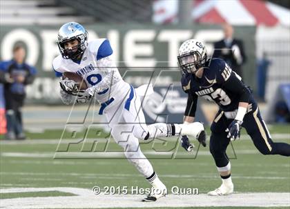 Thumbnail 3 in Central Catholic vs. San Marino (CIF State Small Schools Open Division Final) photogallery.