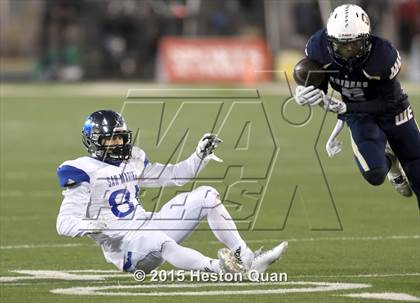 Thumbnail 3 in Central Catholic vs. San Marino (CIF State Small Schools Open Division Final) photogallery.