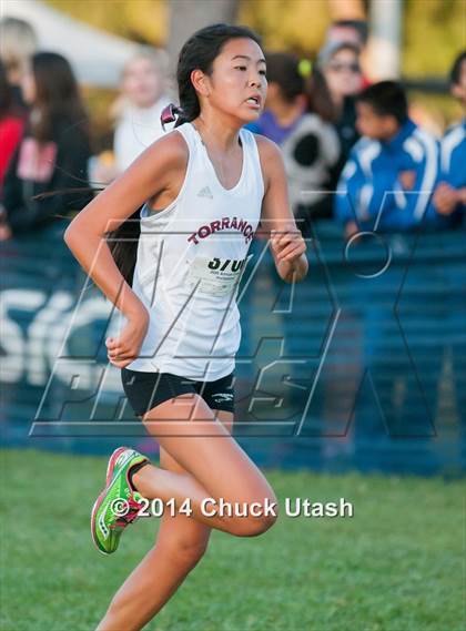 Thumbnail 1 in Clovis Invitational Division 2 5K Varsity Girls Race photogallery.