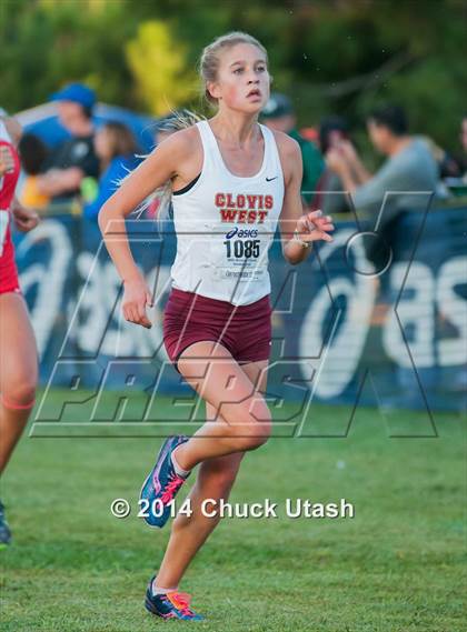 Thumbnail 3 in Clovis Invitational Division 2 5K Varsity Girls Race photogallery.