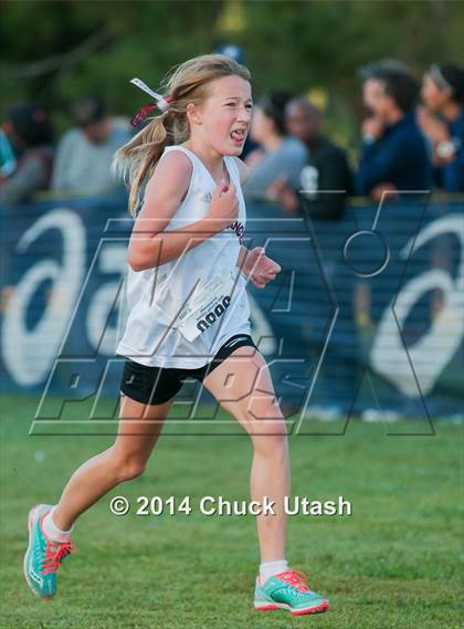 Thumbnail 1 in Clovis Invitational Division 2 5K Varsity Girls Race photogallery.