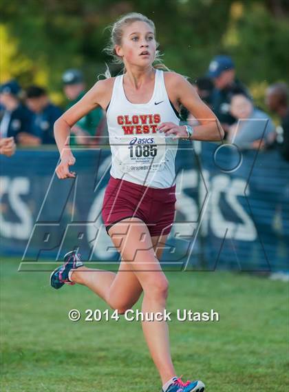 Thumbnail 1 in Clovis Invitational Division 2 5K Varsity Girls Race photogallery.