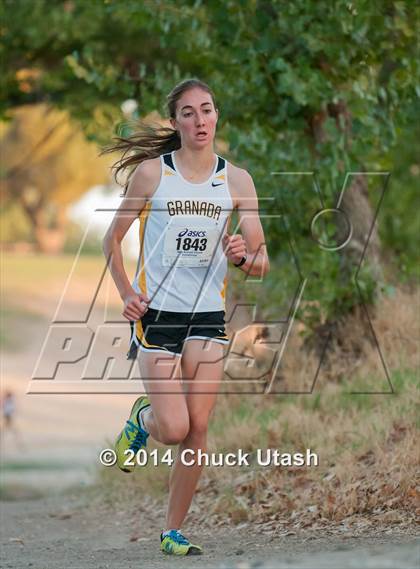 Thumbnail 2 in Clovis Invitational Division 2 5K Varsity Girls Race photogallery.
