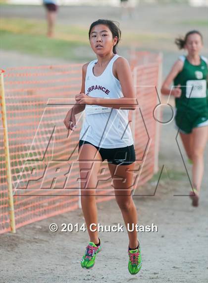 Thumbnail 3 in Clovis Invitational Division 2 5K Varsity Girls Race photogallery.