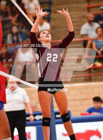 Thumbnail 3 in St. Anthony @ Jefferson photogallery.
