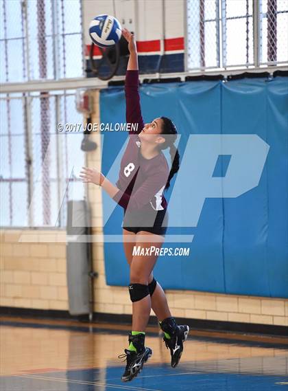 Thumbnail 2 in St. Anthony @ Jefferson photogallery.