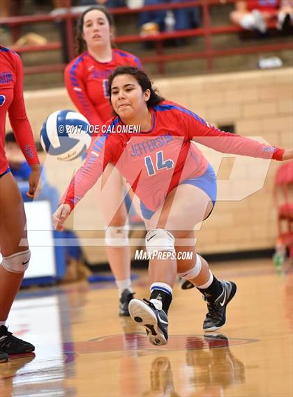 Thumbnail 2 in St. Anthony @ Jefferson photogallery.