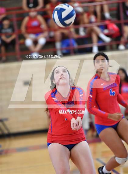 Thumbnail 1 in St. Anthony @ Jefferson photogallery.