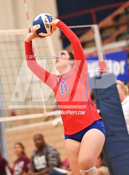 Thumbnail 3 in St. Anthony @ Jefferson photogallery.