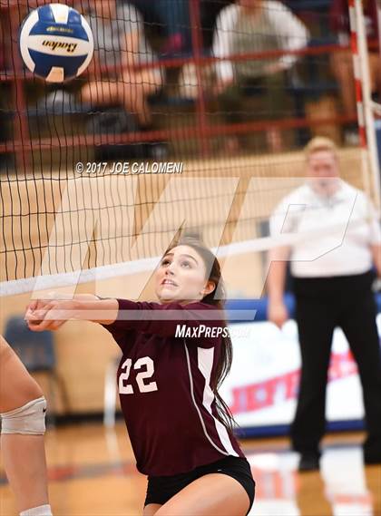 Thumbnail 3 in St. Anthony @ Jefferson photogallery.