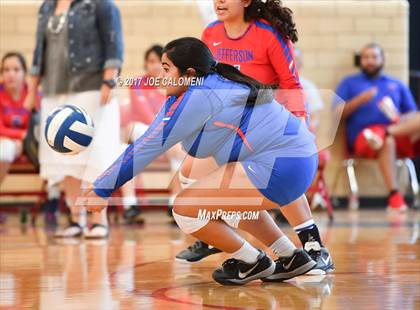 Thumbnail 2 in St. Anthony @ Jefferson photogallery.