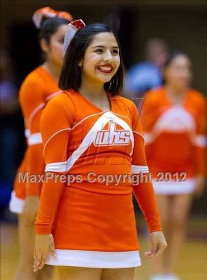 Thumbnail 3 in Warren vs. United (UIL 5A Regional Semifinal) photogallery.