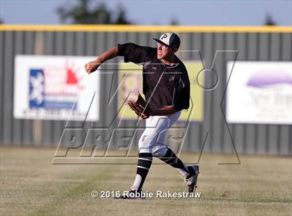 Thumbnail 3 in Poteet vs Rockwall-Heath (UIL 5A Regional Quarterfinal) photogallery.