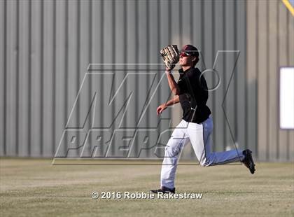 Thumbnail 1 in Poteet vs Rockwall-Heath (UIL 5A Regional Quarterfinal) photogallery.