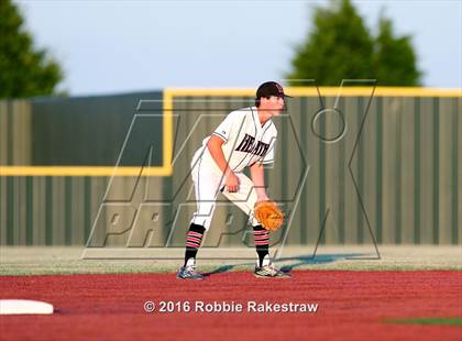 Thumbnail 1 in Poteet vs Rockwall-Heath (UIL 5A Regional Quarterfinal) photogallery.