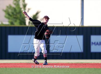 Thumbnail 1 in Poteet vs Rockwall-Heath (UIL 5A Regional Quarterfinal) photogallery.