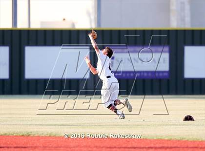 Thumbnail 2 in Poteet vs Rockwall-Heath (UIL 5A Regional Quarterfinal) photogallery.