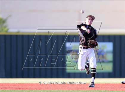 Thumbnail 2 in Poteet vs Rockwall-Heath (UIL 5A Regional Quarterfinal) photogallery.