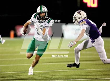 Thumbnail 1 in Southlake Carroll vs Timber Creek photogallery.