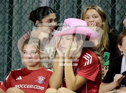 Thumbnail 2 in Southlake Carroll vs Timber Creek photogallery.