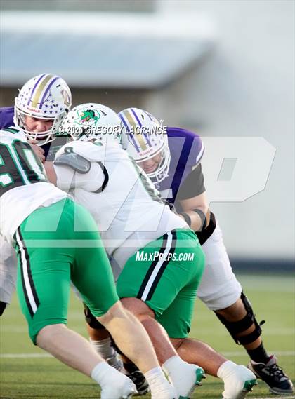 Thumbnail 3 in Southlake Carroll vs Timber Creek photogallery.