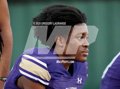 Thumbnail 2 in Southlake Carroll vs Timber Creek photogallery.