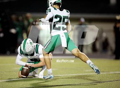 Thumbnail 1 in Southlake Carroll vs Timber Creek photogallery.