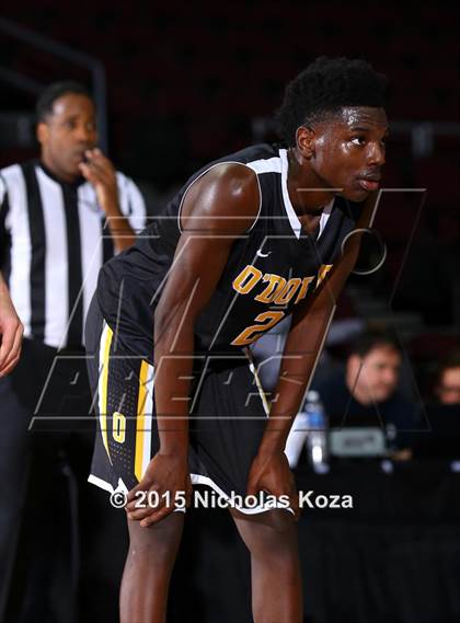 Thumbnail 2 in Rock Canyon vs. Bishop O'Dowd (Tarkanian Classic) photogallery.